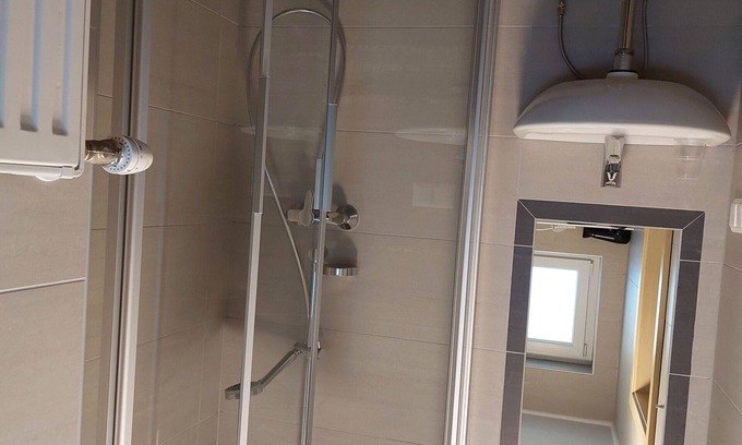 Augsdorf Apartment | Comfortable Apartment for 6 with Lake View and Amenities