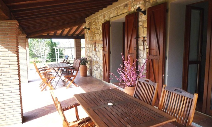 Magliano in Toscana Apartment | Pet-Friendly Retreat for 4 with TV & Spa Amenities