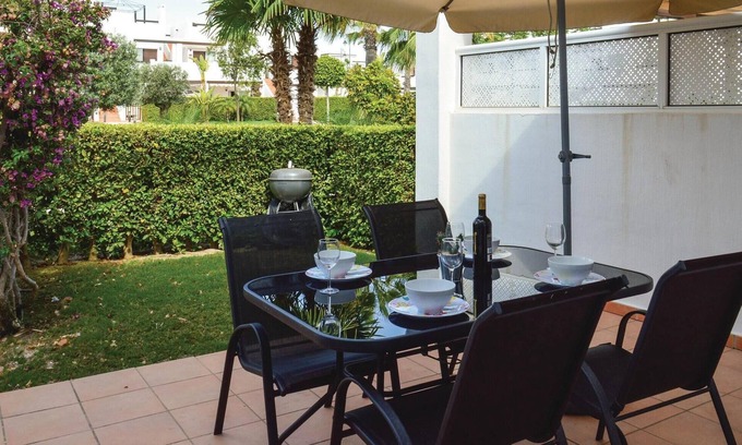 Alhama de Murcia Apartment | Ideal 3 Bedroom Accommodation with Pool in Alhama de Murcia