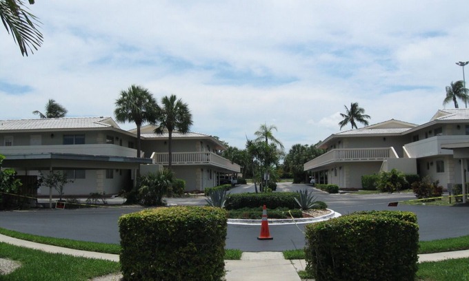 Boca Raton Apartment | Cozy Apartment Near Beach with Pool and Free Parking