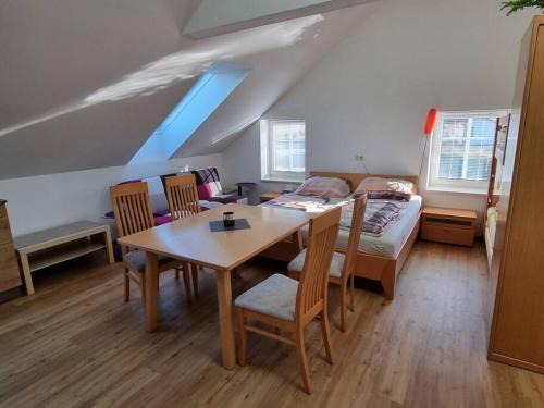 Pilsbach Apartment | Cozy Apartment with Pet and Child-Friendly Amenities