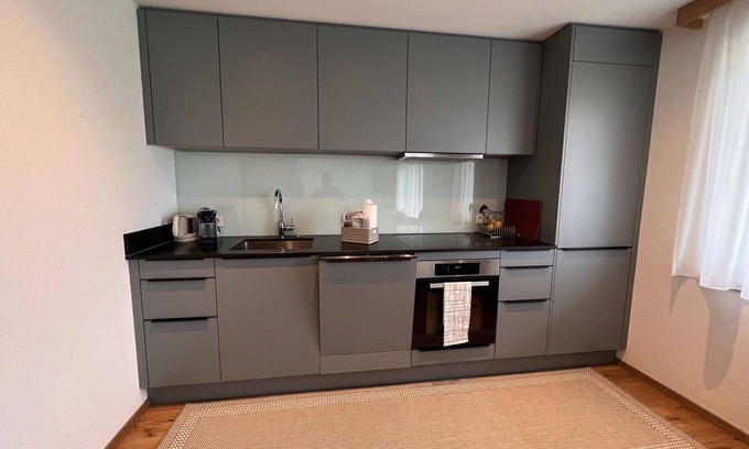 Schonbach Apartment | Lake View Apartment for 4 with WIFI and Terrace Access