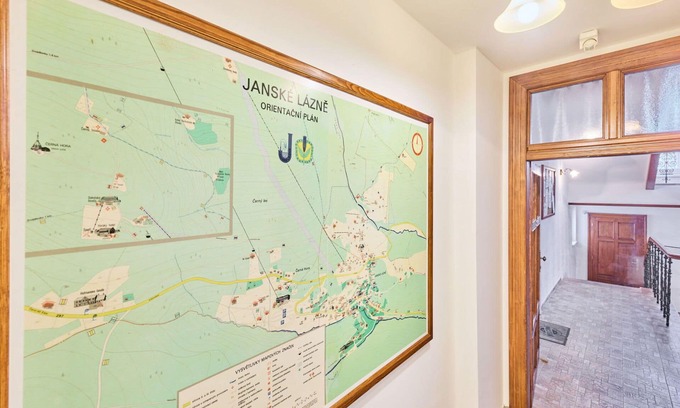 Janske Lazne Apartment | Welcoming Apartment for 3: WIFI, TV & Parking Available