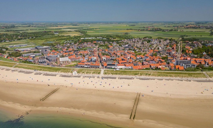 Municipality of Vlissingen Apartment | Lovely apartment for 3 guests with WIFI, TV, patio and pets allowed