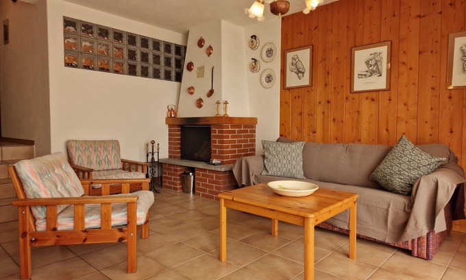 Airolo Apartment | Charming Apartment for 4 with WIFI, Patio & Panoramic Views