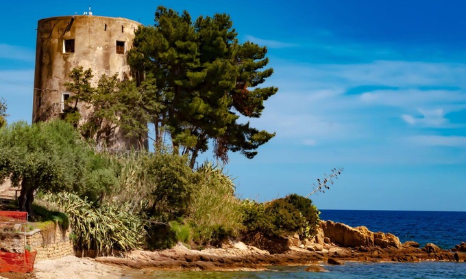 Santa Maria Navarrese Apartment | Lovely apartment for 4 people with A/C, WIFI, pets allowed and parking