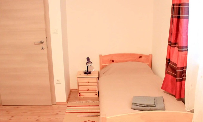 Bohinjska Bistrica Apartment | Lovely apartment for 5 guests with WIFI, TV, balcony, pets allowed, panoramic view and parking