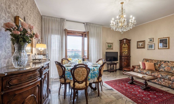 Vigentino Apartment | Comfortable Apartment for 6 with WiFi, A/C & Balcony