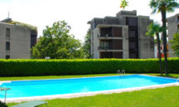 Savosa Apartment | Spacious Apartment for 6 with Pool, Patio, and WIFI