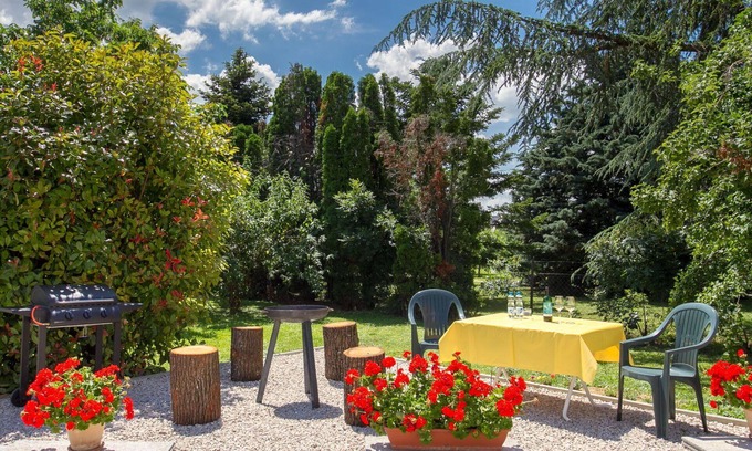 Cserszegtomaj Apartment | Cozy Apartment for 4 with Terrace, A/C & Lake View