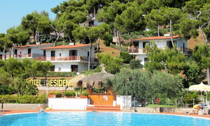 Sperlonga Apartment | ```html
Relaxing Apartment for 4 with Pool, A/C & Pet Friendly
```