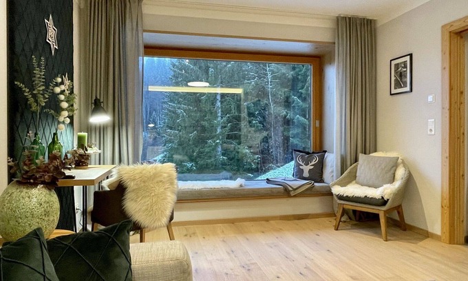 Auffach Villa | Charming Villa Apartment with WIFI, Patio & Family Amenties