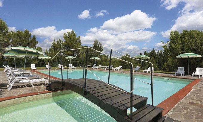 Terricciola House | Inviting Villa Apartment for 4 with Pool and Pet-Friendly Perks