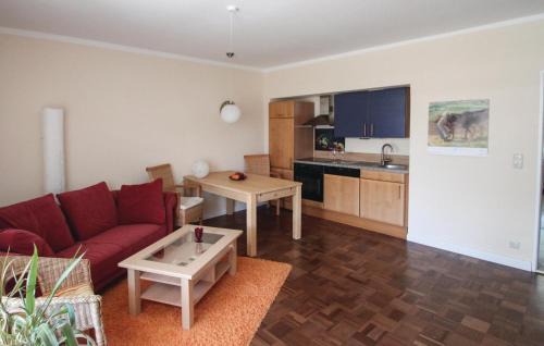Bad Pyrmont Apartment | Cozy Apartment in Bad Pyrmont with Free Wifi and Pet-Friendly