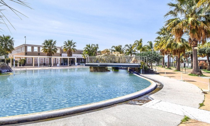 Palmi Apartment | Cozy Oceanfront Escape: Perfect for Your Next Beach Getaway