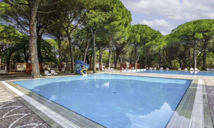 Aquileia House | Inviting Villa Apartment for 6 with Pool and Ocean View