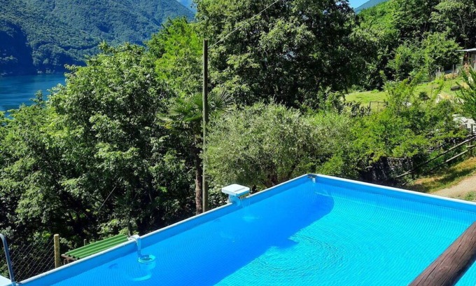 Porlezza House | Cozy Villa Apartment for 4 with Pool and Pet-Friendly Perks