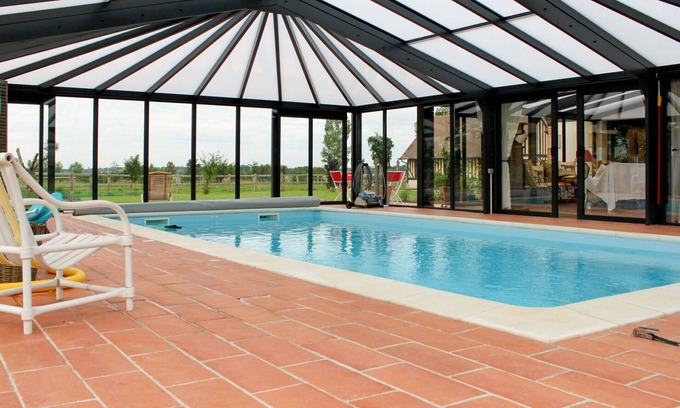 Corbon House | Cozy Villa Apartment for 3 with Pool, WIFI & Pet Approval
