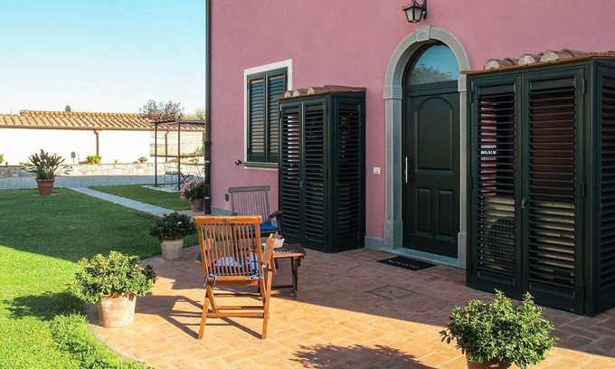 San Michele di Moriano Villa | Ideal Villa Apartment for 5 with Pool, A/C & Parking