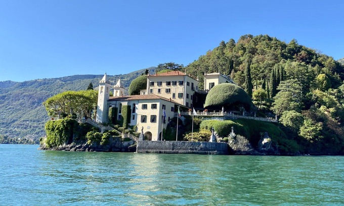 Sala Comacina Apartment | Cozy Apartment for Two with Lake View and Terrace