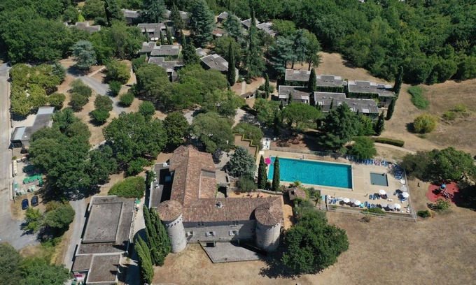 Berrias-et-Casteljau Apartment | Welcoming Apartment with Pool, Pets Allowed & Panoramic Views