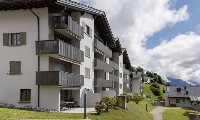 Falera Apartment | Lovely apartment with pool, WIFI, TV, patio, pets allowed, panoramic view and parking