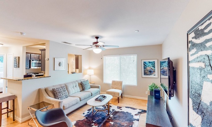 Westfield Condo | Modern Austin Condo Near Downtown with Pool & WiFi Access