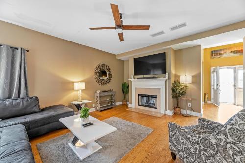 East Point House | Expansive Home Office Retreat Near Atlanta Airport by Deity Villas