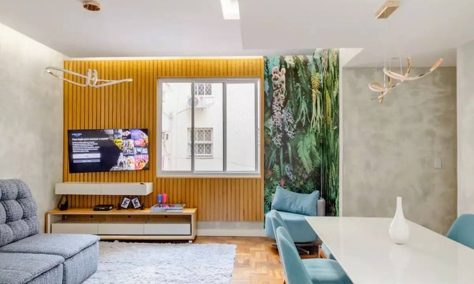 Gloria Apartment | Pet-Friendly Retrofit Apartment in Flamengo with Parking