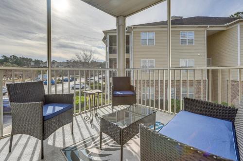 Calabash Apartment | Inviting Calabash Condo with Pool, 11 Mi to Beach Retreat