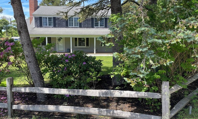 West Chatham House | Cozy Chatham Beach House Near Cranberry Bog and Ocean