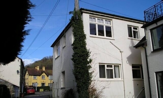 Branscombe Apartment | Cozy Apartment in Branscombe, Devon Steps from the Beach