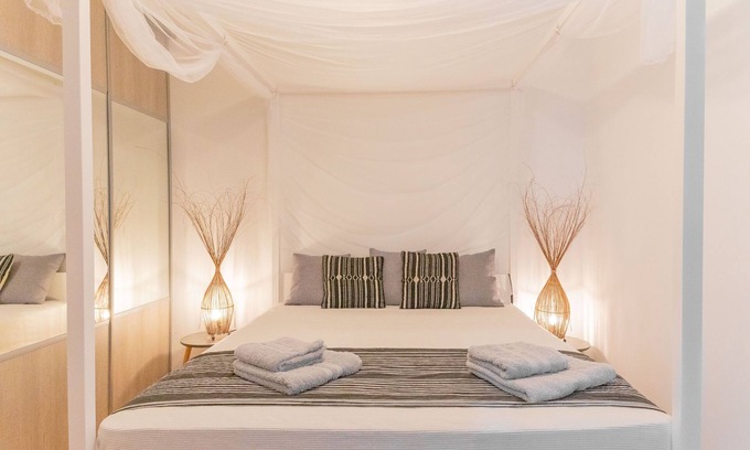 Trans-en-Provence Apartment | Inviting Detached Apartment with Pool in the Var Region