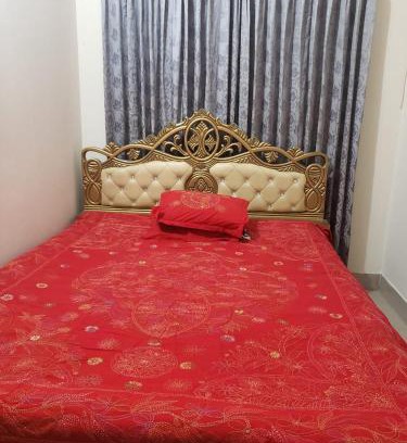 Dhaka House | Comfortable Double Bedroom Near Dhaka Airport - 8/10 Rated