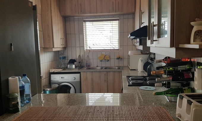 Flamingo Vlei Apartment | Ideal Family Getaway with Oceanfront Views and Pool