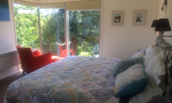 Oakura House | Top-Rated Family Home in Oakura for Memorable Getaways