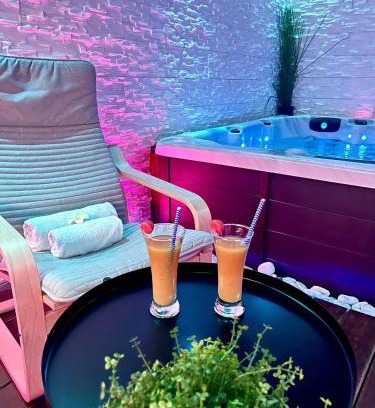 Neuf-Mesnil House | Delightful Retreat with Restaurant & Breakfast Included