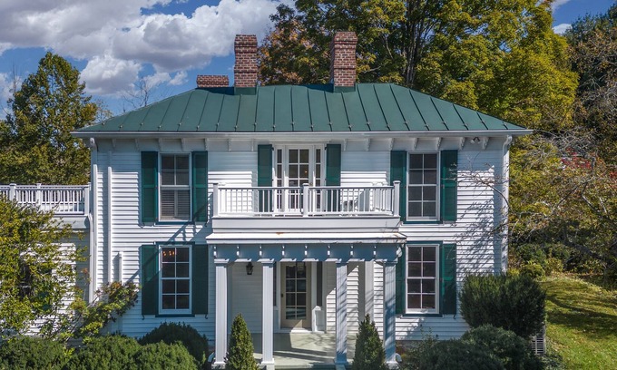 Rockbridge Baths House | Lovely Gardens with lots of solitude. Inground pool. Minutes to Lexington VA.