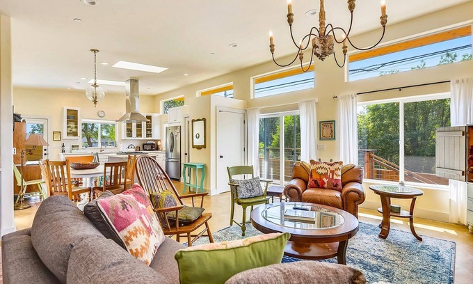 Graton House | Delightful Graton Home: High Rating & Pet-Friendly Amenities