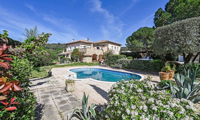 Saint-Julien-les-Rosiers House | Relaxing Vacation Home with Pool & Family-Friendly Amenities