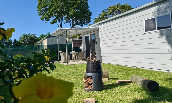 Redcliffe House | Discover a Hidden Gem in Redcliffe - Family-Friendly Retreat