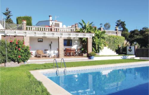 Sant Cebria de Vallalta House | Charming Retreat in St, Cebri De Vallalta with Pool & Wifi