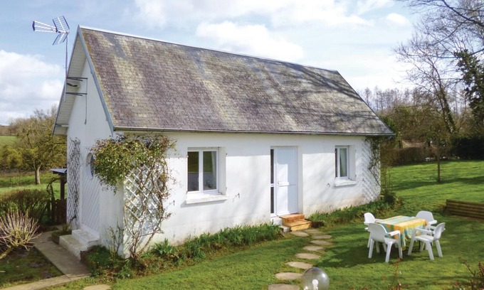 Thereval House | Perfectly Located Getaway for Beach and Culture Lovers