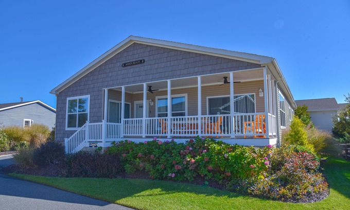 Long Neck House | Pet-Friendly Retreat Steps from Waterfront with Ocean Views