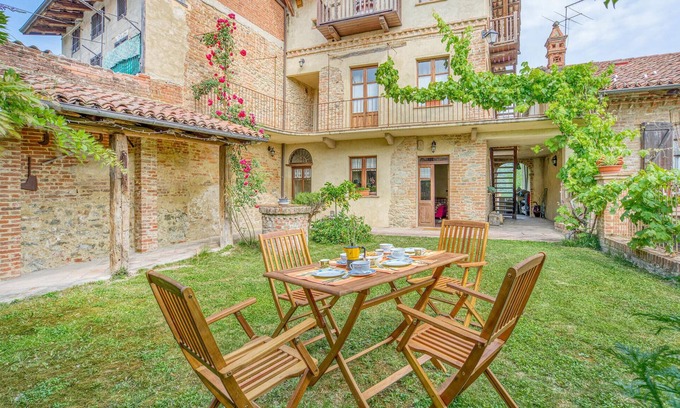 Aramengo House | Spacious 3 Bedroom Getaway in Aramengo with Pet-Friendly Perks