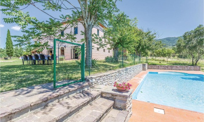 Puliciano House | Cozy Getaway in Arezzo with Pool and Pet-Friendly Options