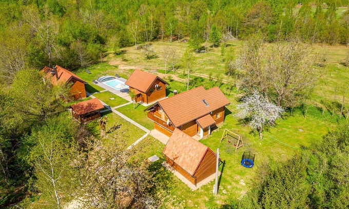 Gospic House | Delightful Vacation Home with Pool and Lake View Awaits