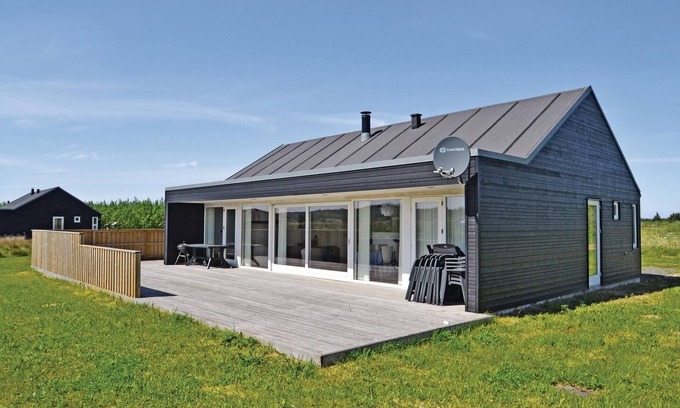 Brovst House | Cozy Retreat in Krogen, Tranum - Pet Friendly with Spa