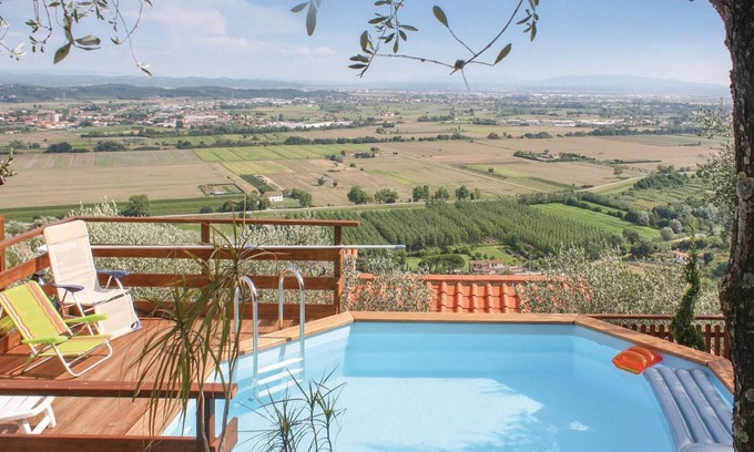 Cascine-La Croce House | Cozy 1 Bedroom Retreat in Buti PI with Private Pool