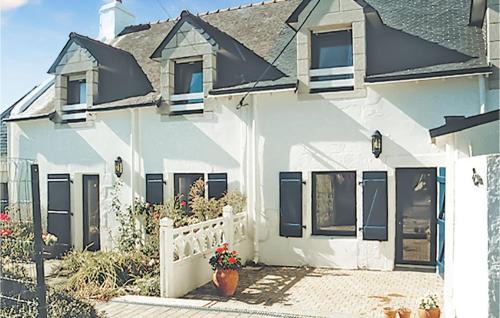 Sene House | Cozy Home in Cadouarn with Pool & Free Wifi